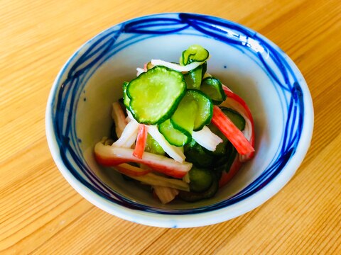 夏バテに☆カニカマときゅうりの酢の物